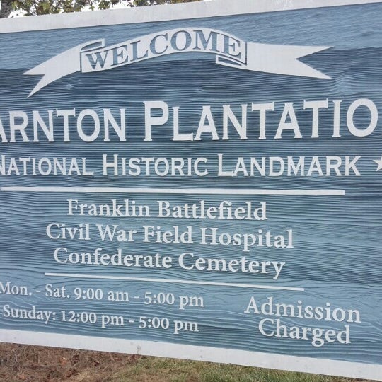 Foto tirada no(a) Carnton Plantation por Neil 🐕💩😲 em 9/2/2015