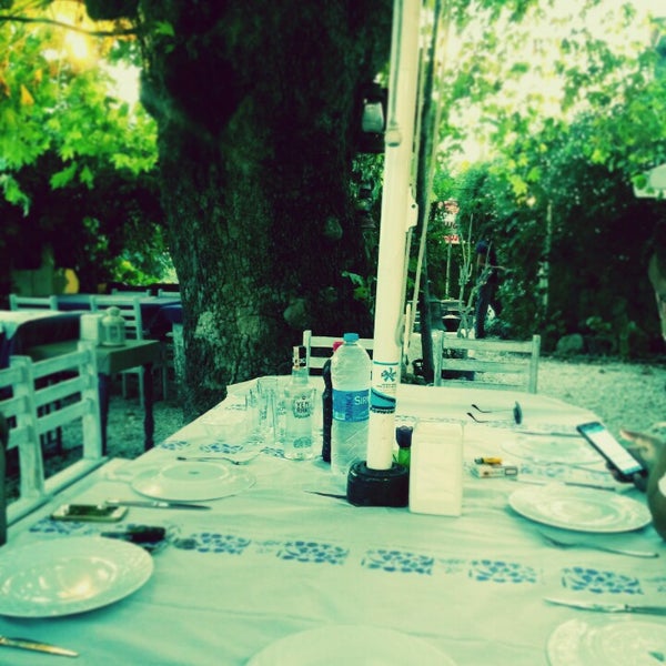 Photo taken at Sarnıç Restaurant by ✔💖ZaFeR💖✔ on 9/10/2014