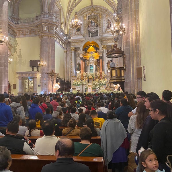 Photo taken at Basílica de la Virgen de San Juan de los Lagos by Jose Antonio P. on 1/19/2020