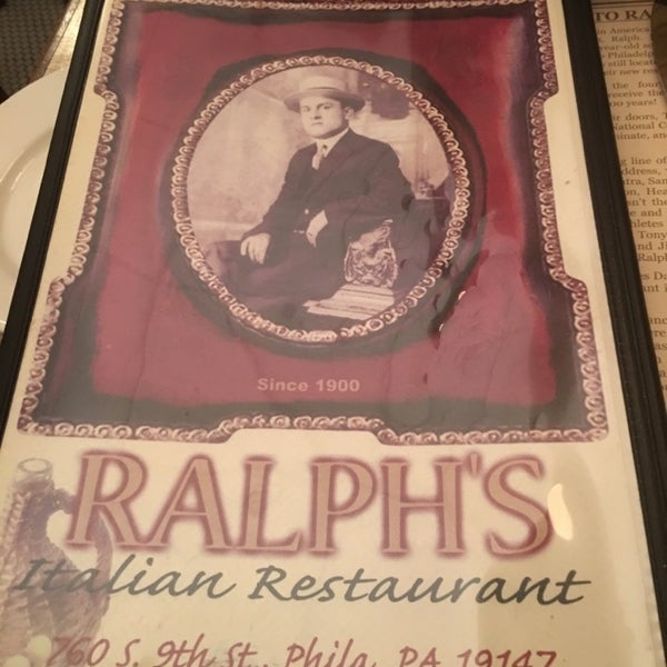 Foto tirada no(a) Ralph&#39;s Italian Restaurant por Michael L. em 3/5/2016