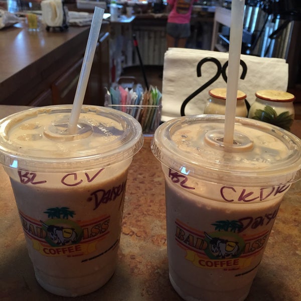 Photo taken at Bad Ass Coffee of Hawaii by Daisy K. on 9/6/2015