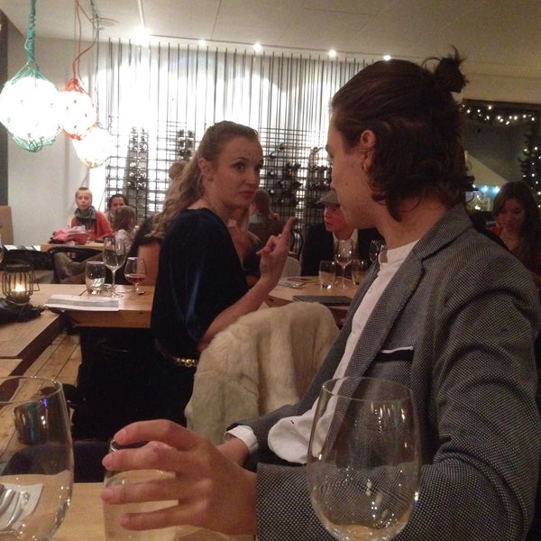รูปภาพถ่ายที่ MAR Restaurant โดย Sverrir P. เมื่อ 12/10/2016