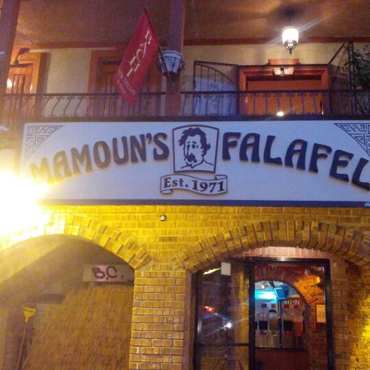 10/12/2012 tarihinde Jorge C.ziyaretçi tarafından Mamoun&#39;s Falafel'de çekilen fotoğraf