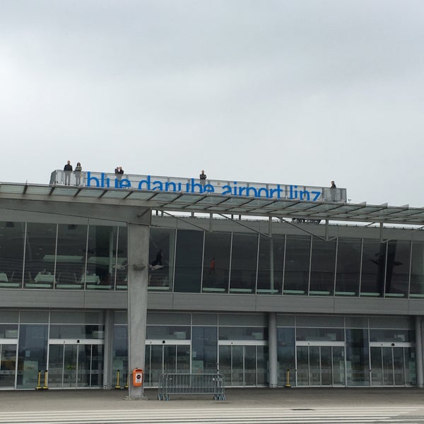 3/25/2016에 Judit S.님이 Airport Linz (LNZ)에서 찍은 사진