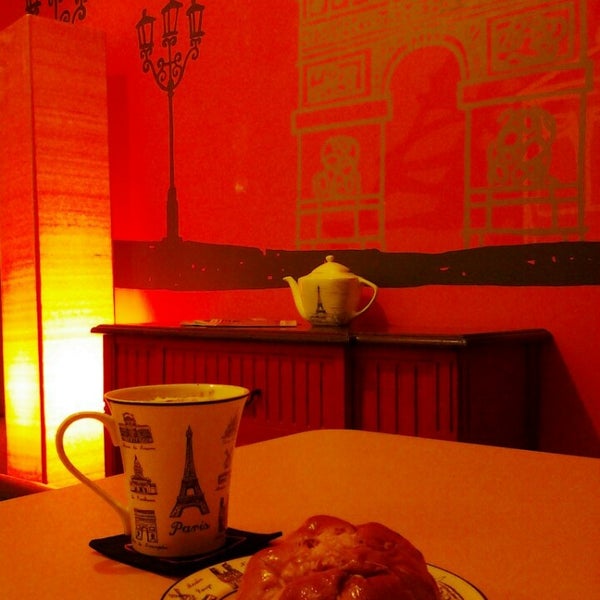 Paris Bakery Cafe Lounge Yogyakarta Di Yogyakarta