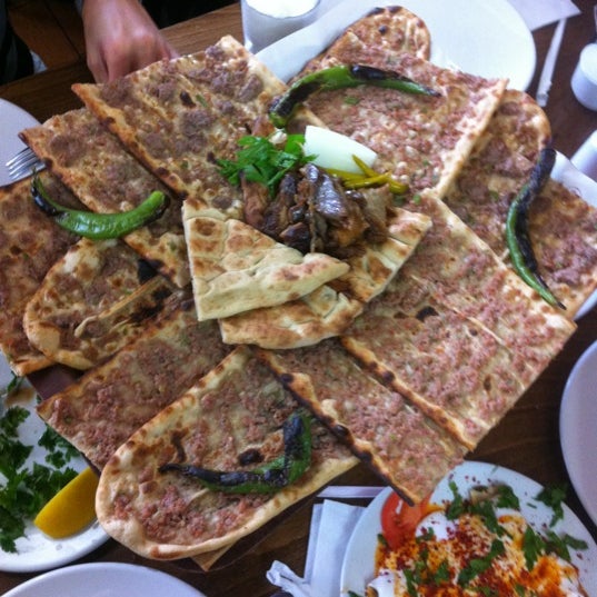 Ata Kebap ve Etli Ekmek Salonu 26929 ziyaretçidan 249 tavsiye