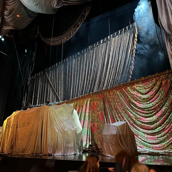 Foto diambil di Majestic Theatre oleh Michael M. pada 4/9/2022