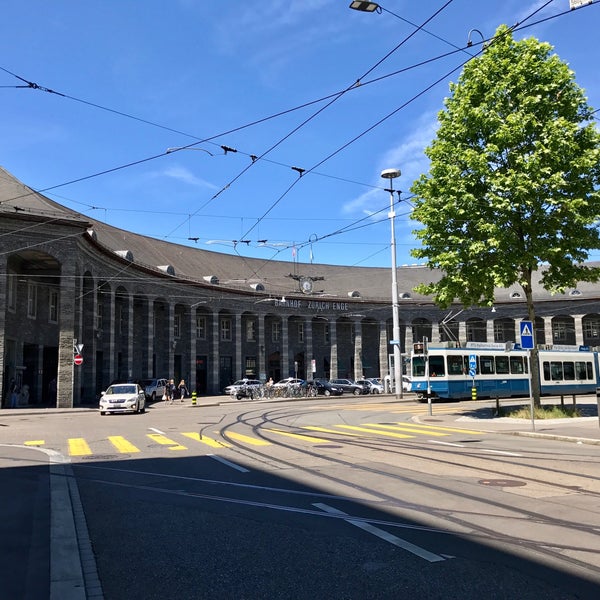 6/11/2017 tarihinde Michael M.ziyaretçi tarafından Bahnhof Zürich Enge'de çekilen fotoğraf