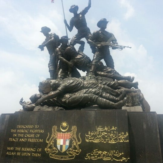 Photos at National Monument (Tugu Negara) - Monument / Landmark