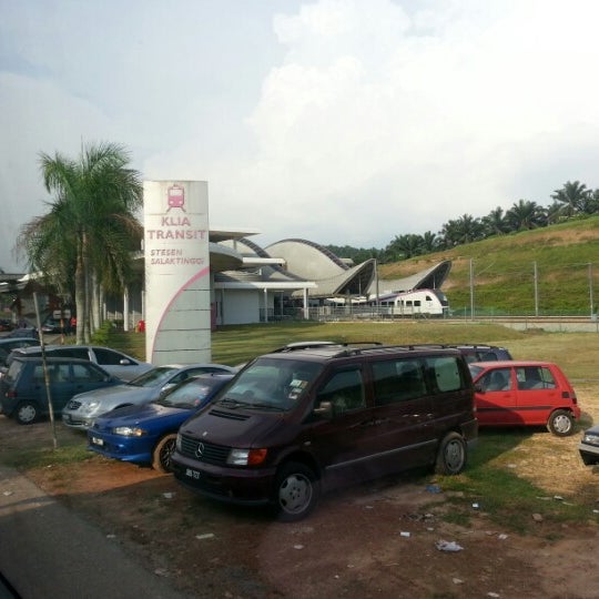 Photos At Erl Klia Transit Salak Tinggi Station 115 Tips