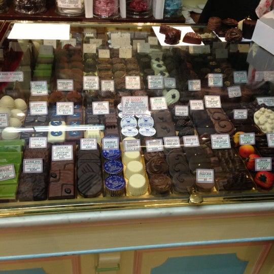Photos A Chat Bleu Chocolaterie 2 Conseils