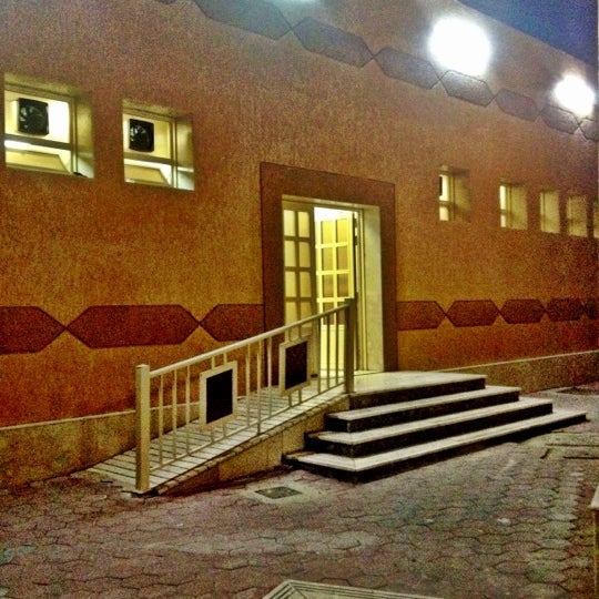 Photo taken at مسجد ثامر الحميدة by جيفارا on 10/12/2012