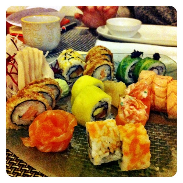 O serviço é fantástico, o sushi é delicioso... Vale a pena! Adorei o freestyle sushi!