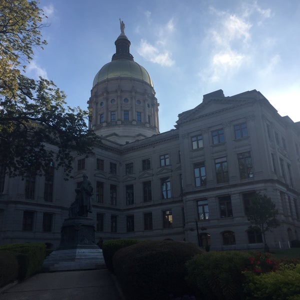 รูปภาพถ่ายที่ Georgia State Capitol โดย Nigel C. เมื่อ 10/6/2016