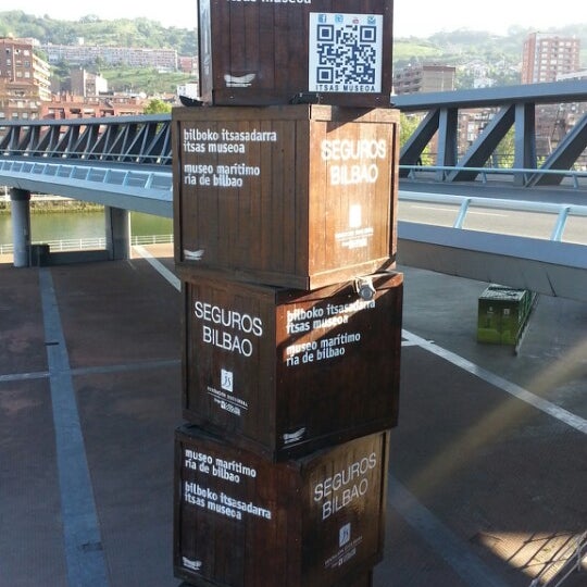 6/16/2013 tarihinde Mikel P.ziyaretçi tarafından Itsasmuseum Bilbao'de çekilen fotoğraf