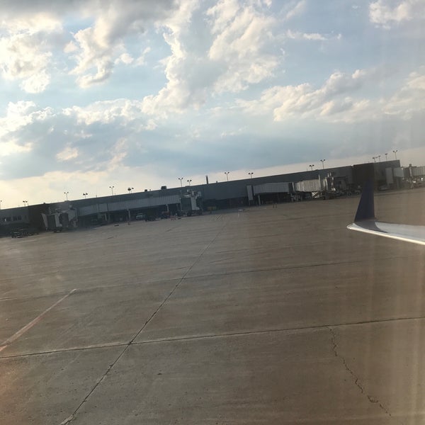 Снимок сделан в Dayton International Airport (DAY) пользователем Yu 5/18/2019