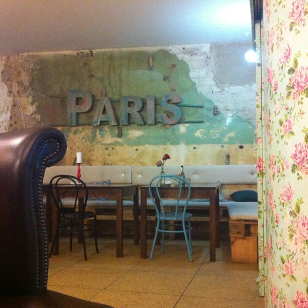 รูปภาพถ่ายที่ O París โดย Soraya L. เมื่อ 12/28/2012