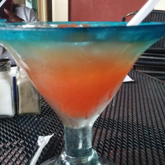 Photo taken at Chili&#39;s Grill &amp; Bar by Tamika W. on 7/19/2014