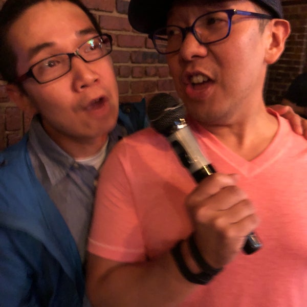 6/24/2018 tarihinde L.C=ziyaretçi tarafından Sing Sing Karaoke'de çekilen fotoğraf