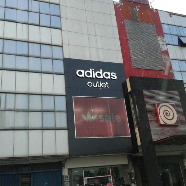 directions to adidas outlet