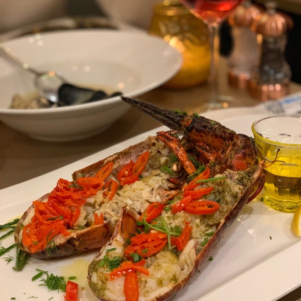 Foto tirada no(a) Mr.Crab Seafood Restaurant por ✩Cherie✩ em 11/6/2018