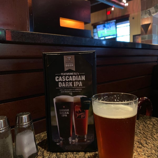 Photo taken at BJ&#39;s Restaurant &amp; Brewhouse by ✩Cherie✩ on 4/2/2019