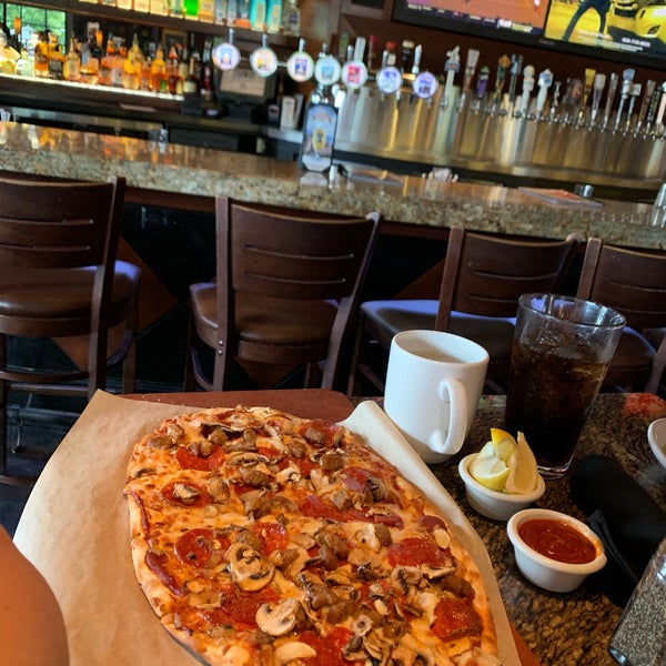 Photo taken at BJ&#39;s Restaurant &amp; Brewhouse by ✩Cherie✩ on 7/25/2019