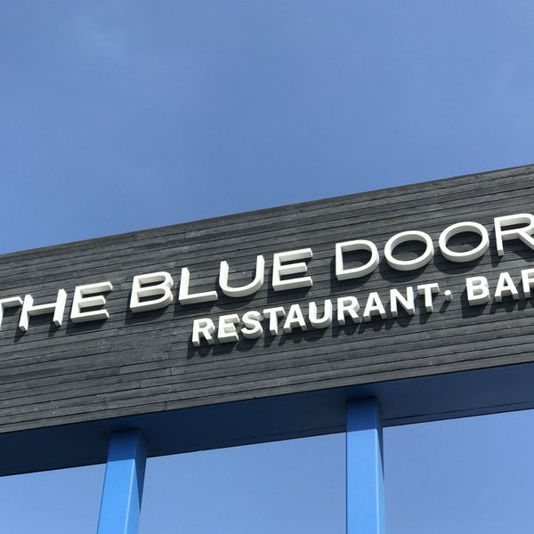 Photo taken at The Blue Door Restaurant &amp; Bar by Vickie L. on 9/28/2018