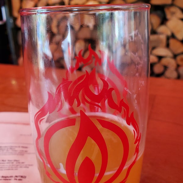 Photo taken at Blaze Craft Beer and Wood Fired Flavors by Kristin M. on 5/18/2021