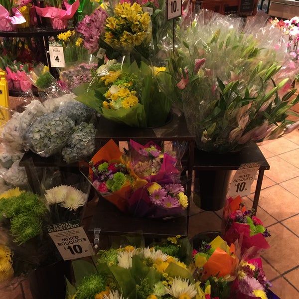 Photo taken at The Fresh Market by Lawrence B. on 1/30/2015