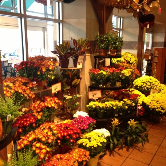 Photo taken at The Fresh Market by Lawrence B. on 11/1/2012