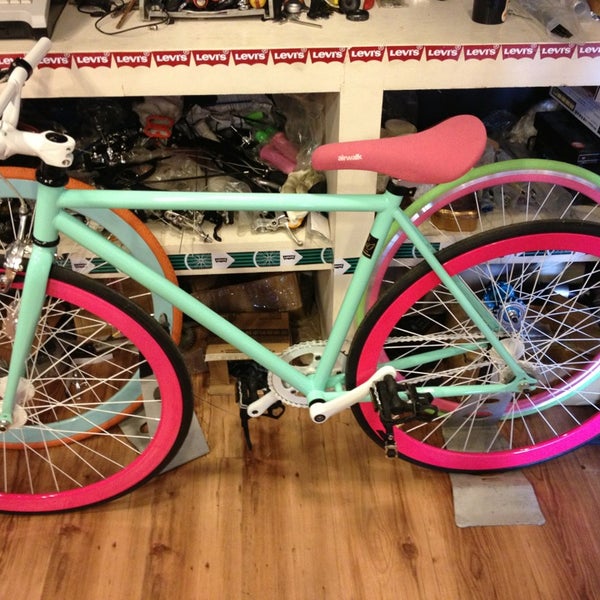 Photos at Airwalk Bikes Bicycle Store in Shanghai