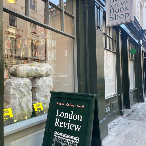 Photo taken at London Review Bookshop by Enkhzul A. on 10/15/2023