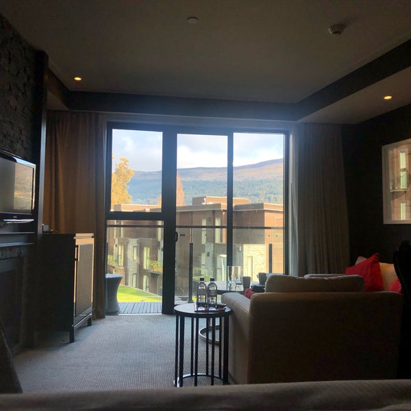 Photo taken at Hilton Queenstown Resort &amp; Spa by Michael V. on 9/14/2019