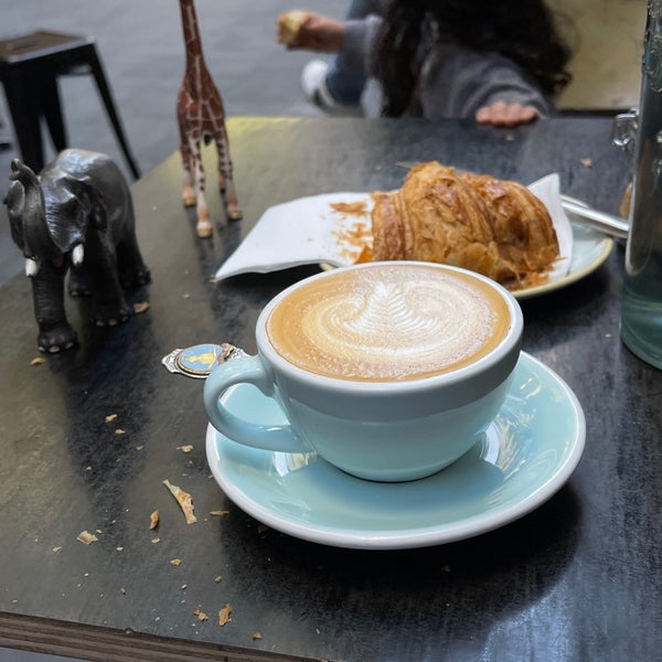 Das Foto wurde bei Cabrito Coffee Traders von Memo am 5/14/2021 aufgenommen