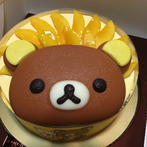 Saint Honore Cake