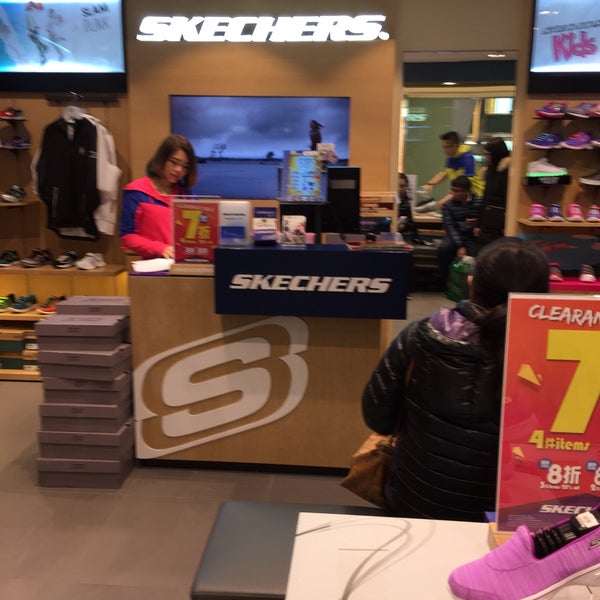 skechers gandaria city