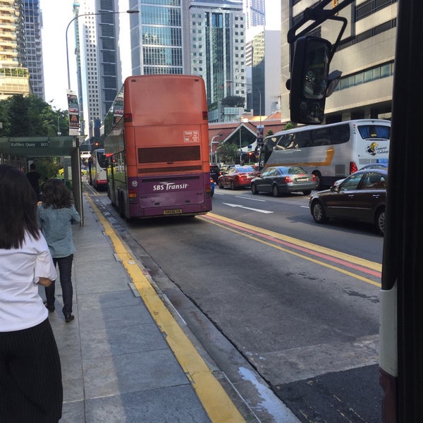 Bus Stop 03059 (One Raffles Quay) Financial District'de Otobüs Durağı