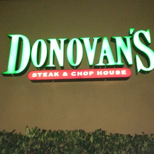 Das Foto wurde bei Donovan&#39;s Steak &amp; Chop House von Cedric O. am 10/13/2012 aufgenommen