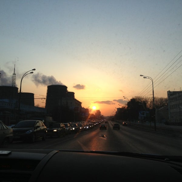 Магазин остановка фото 2005 проезд шокальского. Ельниковский овраг новочебоксарск. Остановился проезд. Проезд без остановки. Проезд дежнева 32.