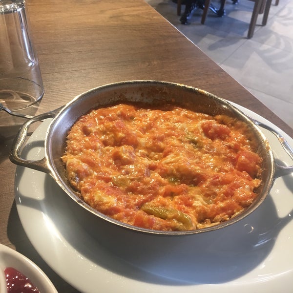 Adra Et Köfte Kasap (Artık Kapalı) Değirmenlikızık�ta Köfteci