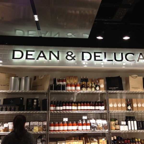 Photo taken at Dean &amp; Deluca by Selin S. on 1/11/2013