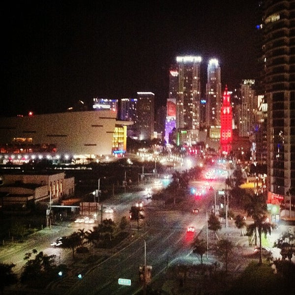 7/7/2013 tarihinde Tina D.ziyaretçi tarafından Casa Moderna Miami Hotel &amp; Spa'de çekilen fotoğraf