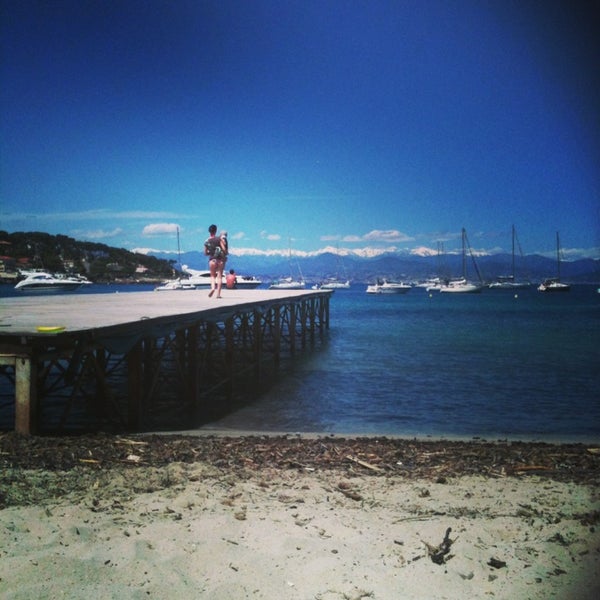 Photos At Plage De La Garoupe Beach In Cap Dantibes