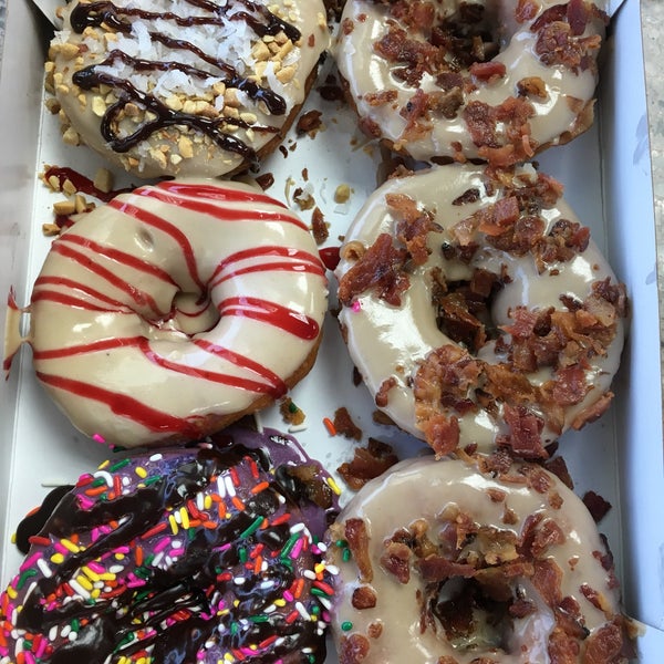 Photo taken at Duck Donuts by Alan W. on 4/29/2017