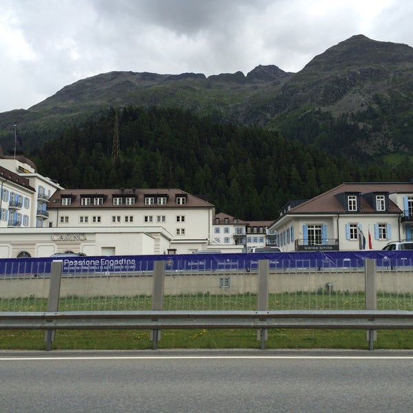 7/25/2016 tarihinde Zazoo .ziyaretçi tarafından Kempinski Grand Hotel des Bains'de çekilen fotoğraf