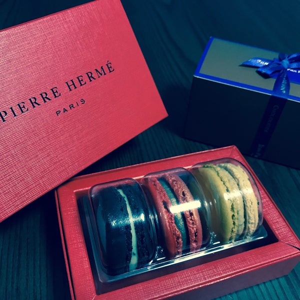 ピエール エルメ Pierre Herme Paris Dessert Shop In おおさかし ピエール エルメ Pierre Herme Paris Dessert Shop In おおさかし