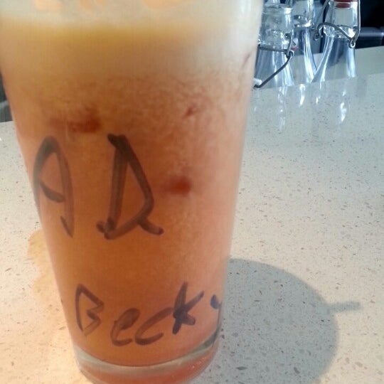 Photo taken at Glassbox Coffee &amp; Juice by Becky K. on 4/6/2014