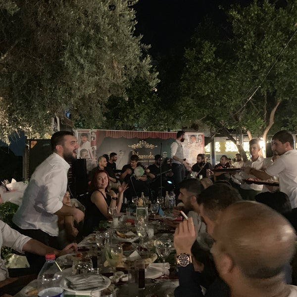 Foto diambil di Nazende Ocakbaşı&amp;Restaurant oleh Hüseyin Y. pada 9/27/2019