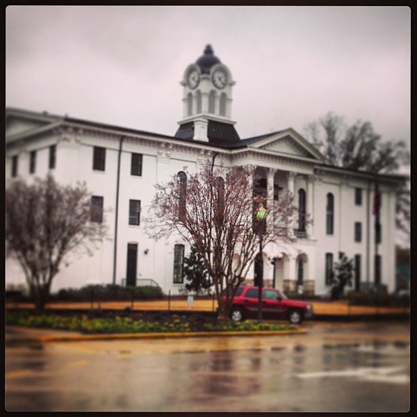 Oxford Square 11 tips from 1741 visitors